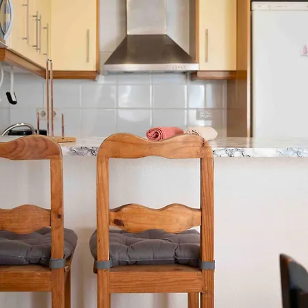 With Private Garden 200m From The Sea