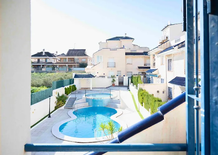 With Private Garden 200m From The Sea * Torrevieja