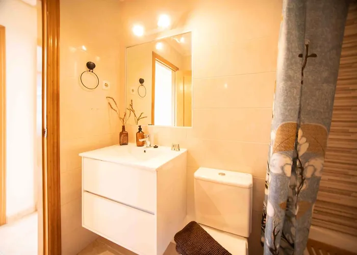 Feriehus With Private Garden 200m From The Sea *