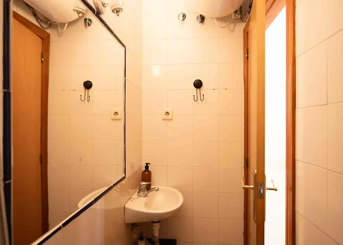 Feriehus With Private Garden 200m From The Sea *